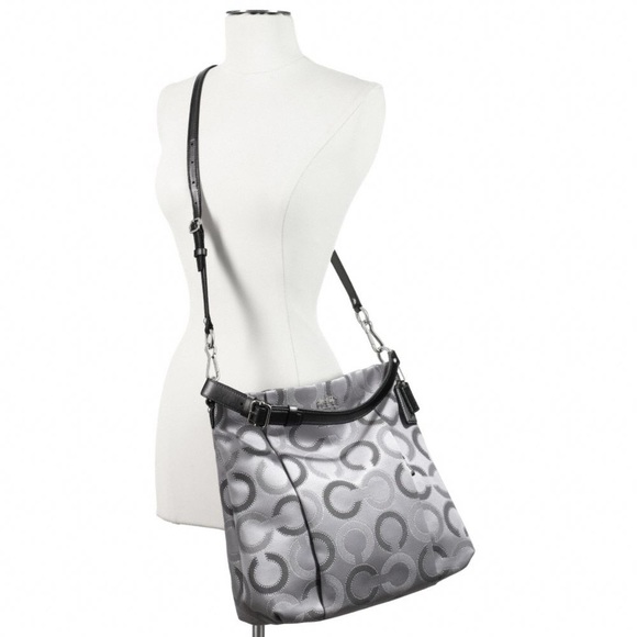 Coach Isabelle Madison Dotted Op Art GUC - Picture 2 of 8